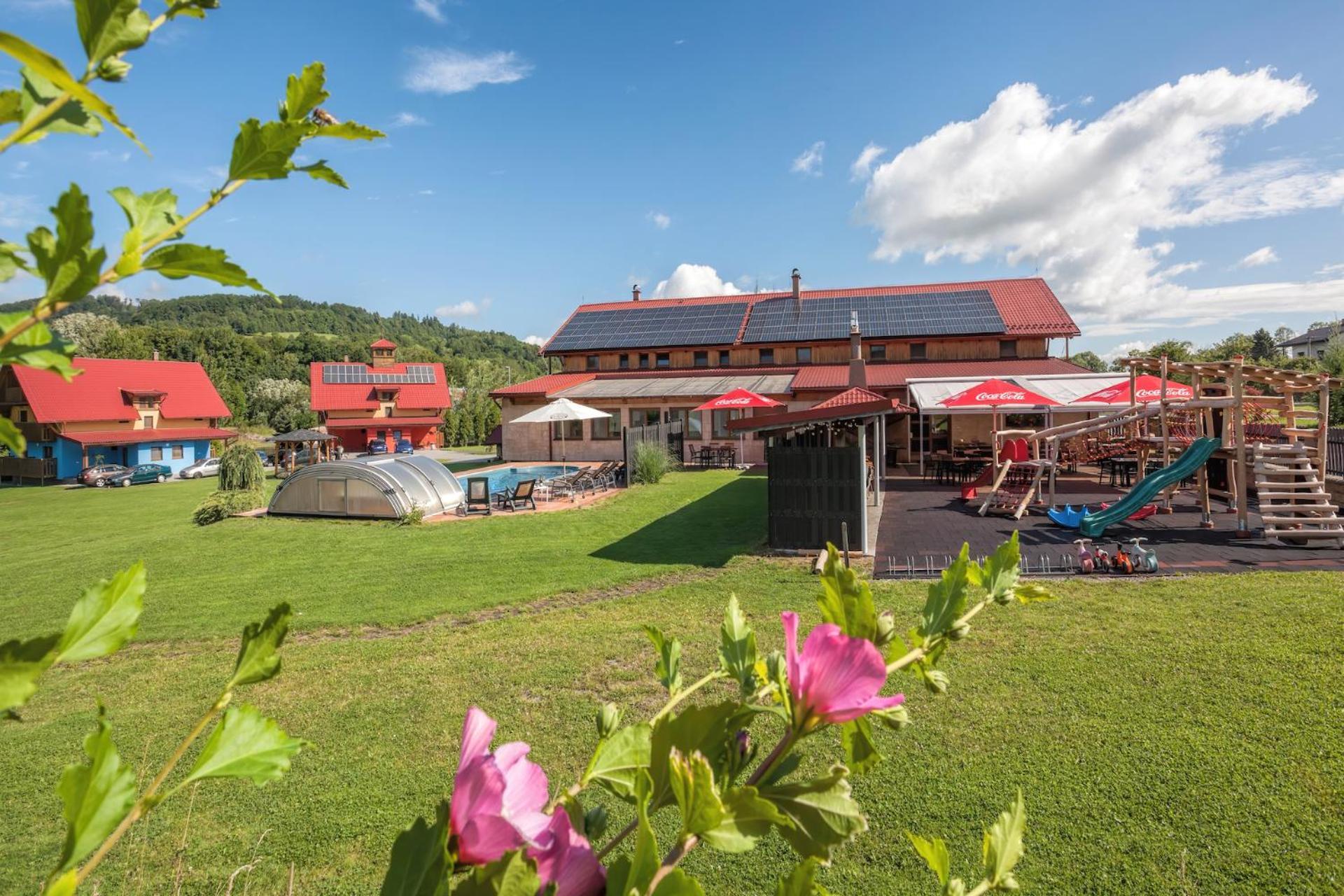 Wellness & Restaurant U Fandy מלון